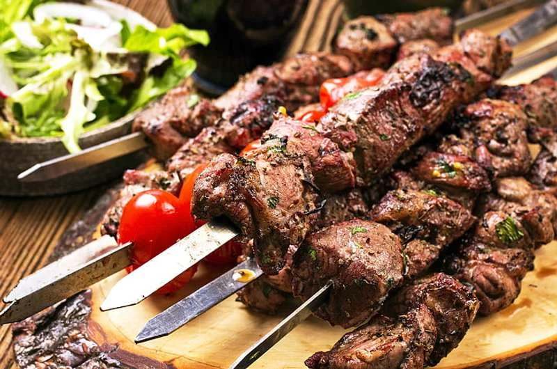 Imagem do post Churrasco no Espeto Giratório: Dicas para um Churrasco Perfeito