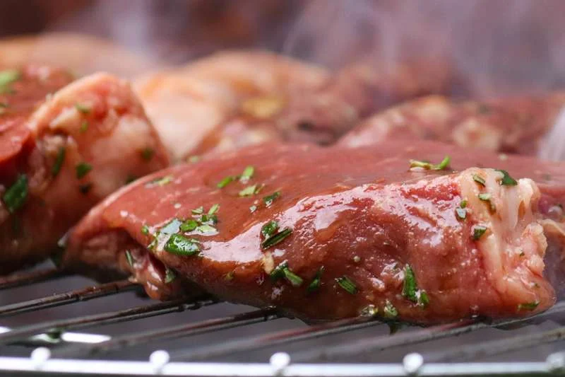 Imagem do post Marinadas Incríveis para Churrasco de Sucesso